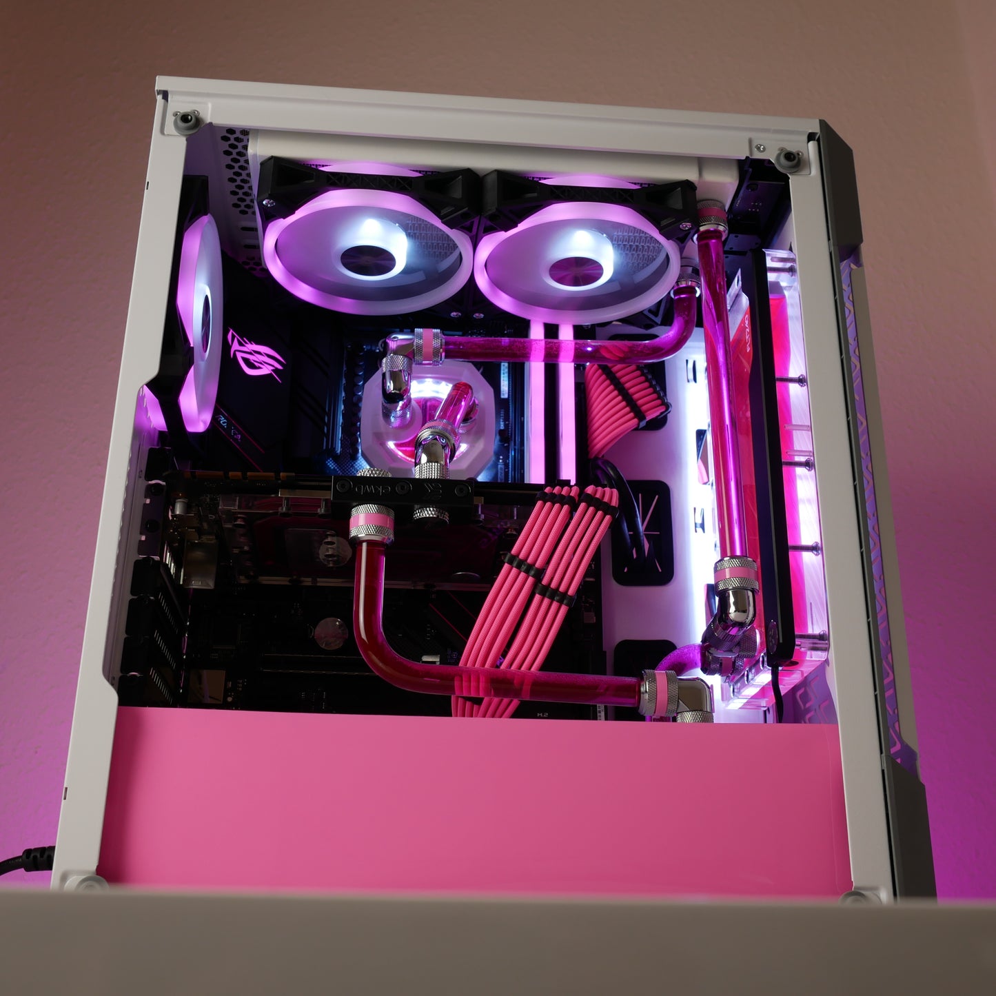 HERO Watercooled Gaming PC